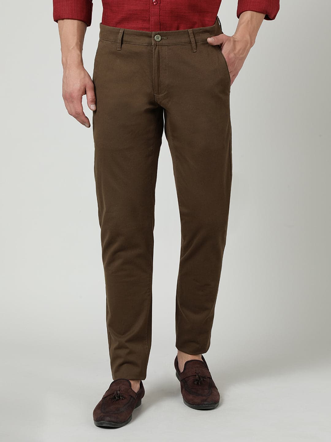 Trim Fit Trousers in Twill Brown